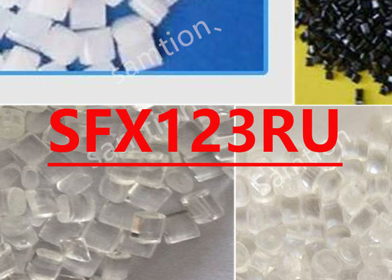 S-Plastic  SFX123RU ist eine transparente SecurFX-Klasse mit verbessertem Durchfluss, Schimmelfreigabe und UV-Stabilisator.